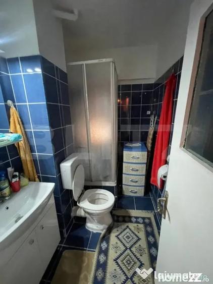 Apartament cu 4 camere decomandat în Micro 17