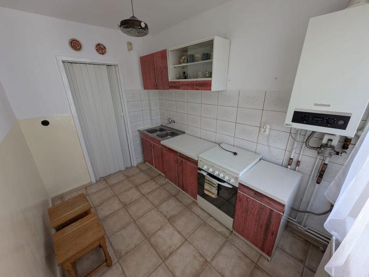 Apartament cu 2 camere decomandat în Tudor