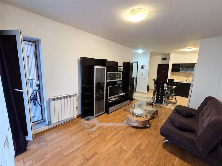 Apartament cu 2 camere decomandat în Tătărași
