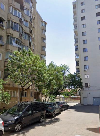 Garsonieră decomandată în 13 Septembrie