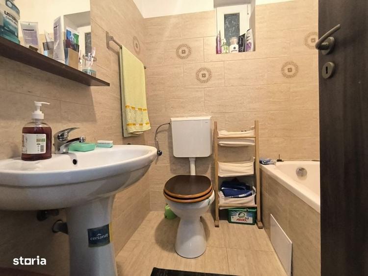 Casă cu 3 camere în Sânnicoară