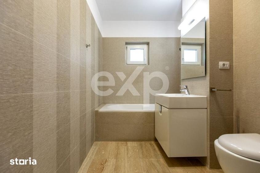 Casă cu 5 camere cu Teren 254 Mp în Bistrița Lac