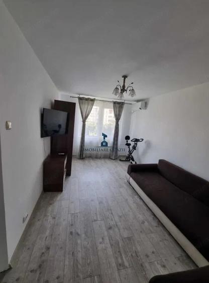 Apartament cu 2 camere decomandat în Berceni