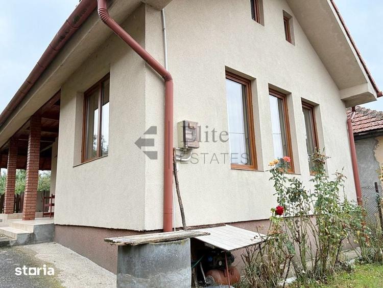 Casă cu 2 camere cu Teren 1591 Mp în Sânmartin