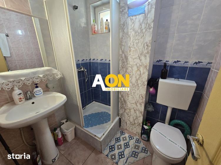 Apartament cu 3 camere decomandat în Cetate