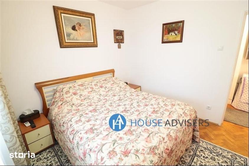 Apartament cu 3 camere în 1 Mai