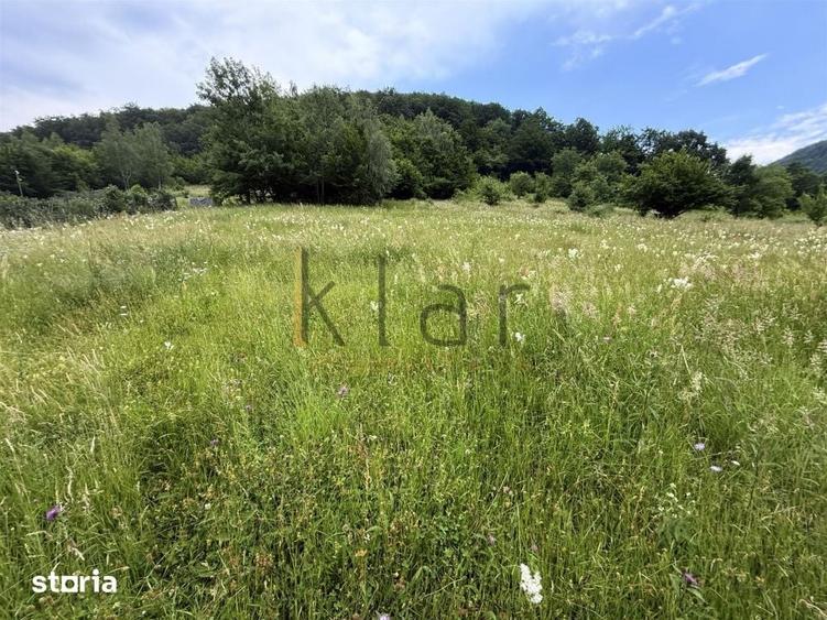 Teren de 1762 mp, în Gilău