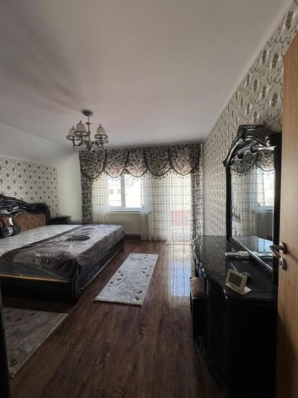 Casă cu 4 camere în Exterior Vest