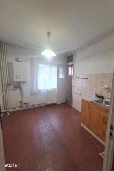 Apartament cu 2 camere semidecomandat în Dârste