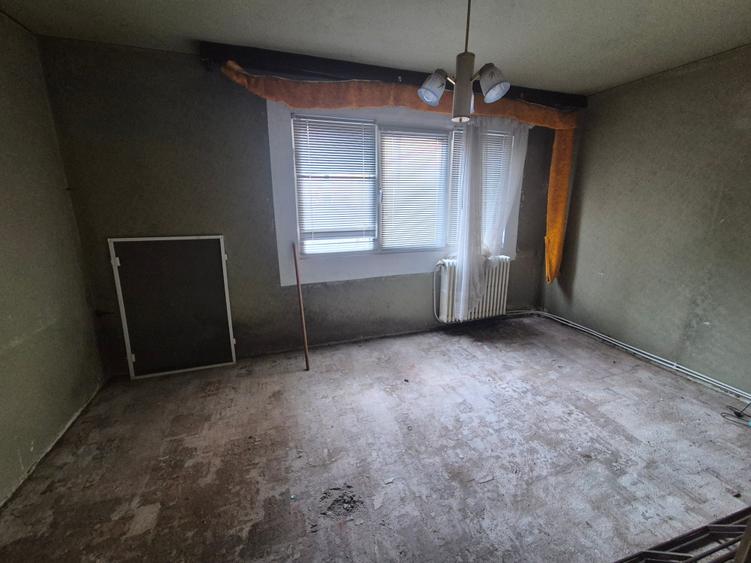 Apartament cu 2 camere semidecomandat în Micro I