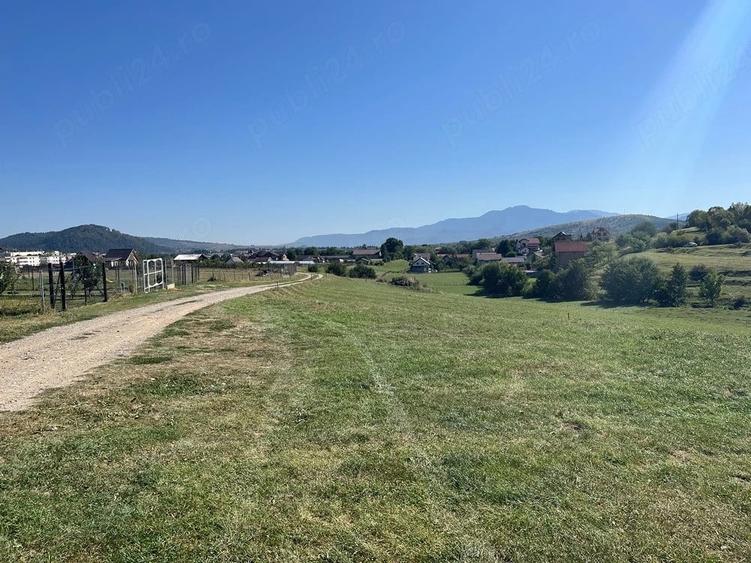 Teren de 700 mp, în Central