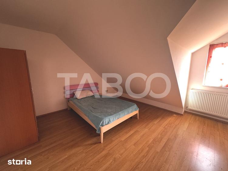 Apartament cu 4 camere decomandat în Vasile Aaron