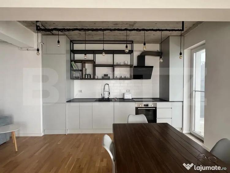 Apartament cu 3 camere în Calea Severinului