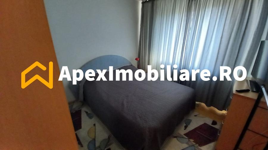 Apartament cu 3 camere semidecomandat, mobilat în Iancului