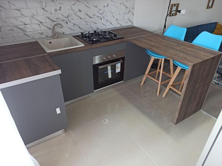 Apartament cu 2 camere semidecomandat, mobilat în Nord-Vest