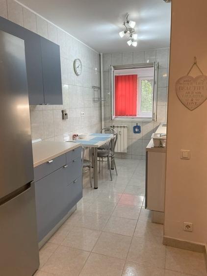 Apartament cu 2 camere semidecomandat în Dristor