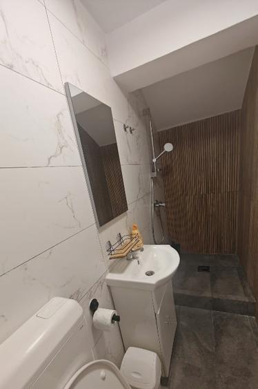 Apartament cu 2 camere semidecomandat în Brașovul Vechi