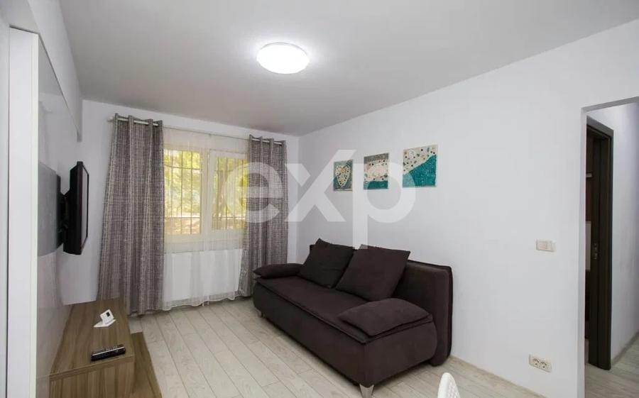 Apartament cu 3 camere decomandat, mobilat în Tomis Nord