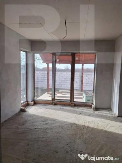 Casă cu 5 camere cu Teren 430 Mp în Central