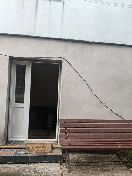 Apartament cu 2 camere semidecomandat în Micro 6