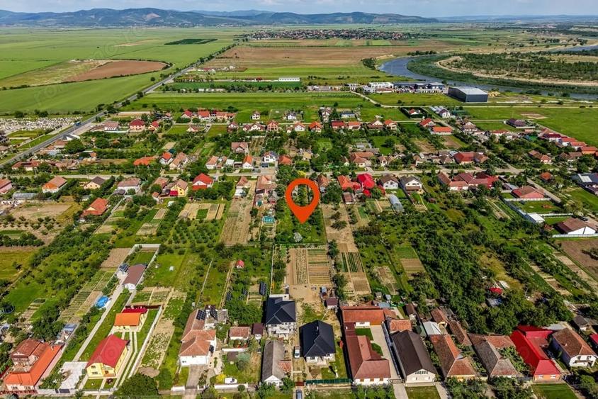 Teren de 1594 mp, în Cicir