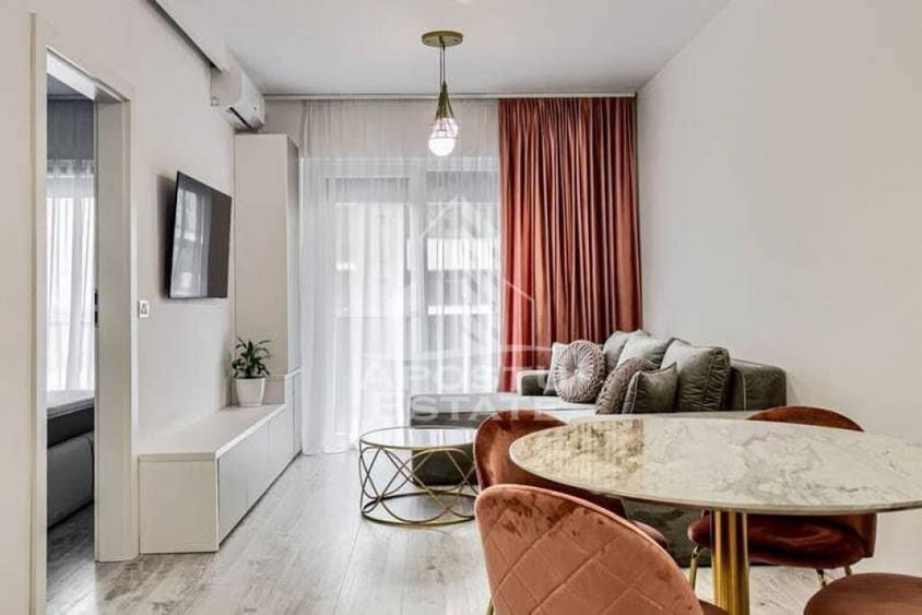 Apartament cu 2 camere semidecomandat în Central