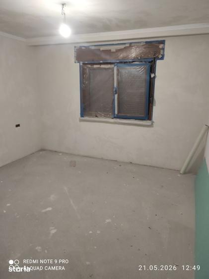 3 Dec. Brazda Sc. 24 , O-uri, parter cu balcon 185000 euro. - 1