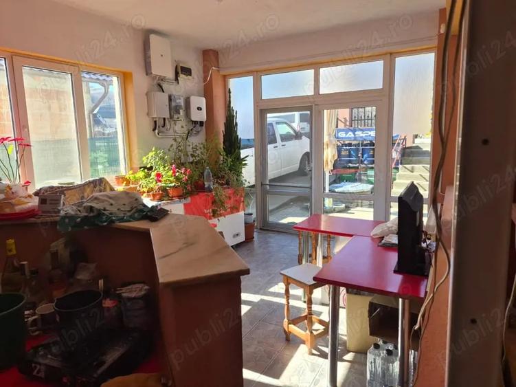 Spațiu comercial, de 120 mp, în Bălilești