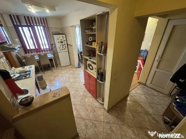 Apartament cu 4 camere decomandat în Tomis Nord