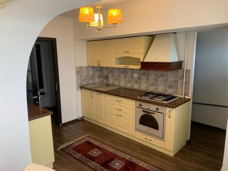 Apartament cu 3 camere în Radu Negru