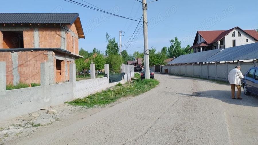 Teren de 2200 mp, în Olteni