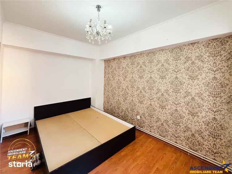 Apartament cu 3 camere, mobilat în Sud