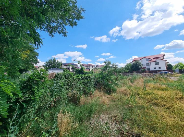 Teren agricol intravilan de 1000 mp, în Valea Lupului