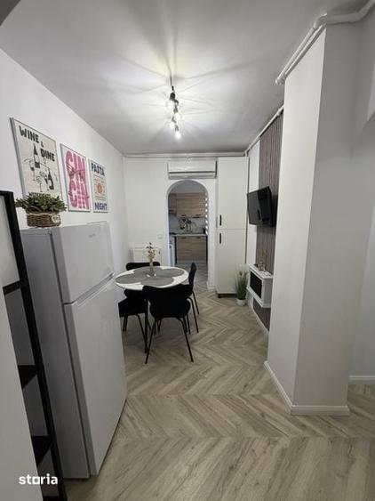 Apartament cu 2 camere decomandat în Central