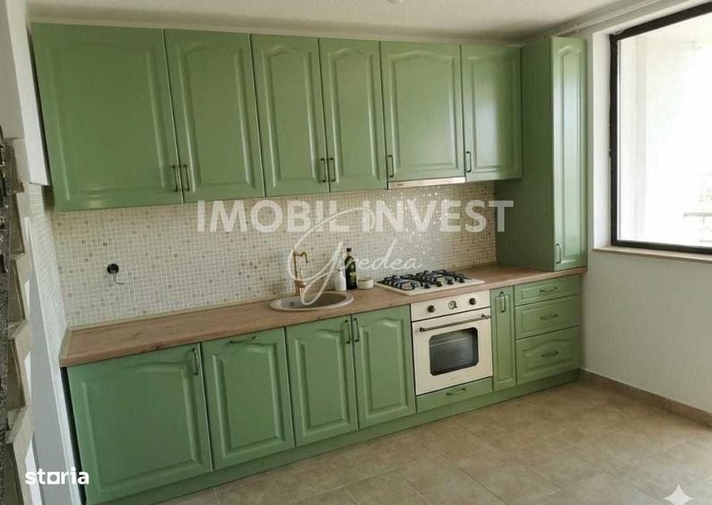 Apartament cu 5 camere, scara interioara, 4 bai, finisaje moderne - 3