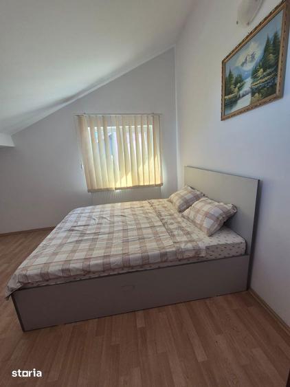 Casă cu 4 camere cu Teren 500 Mp în Central