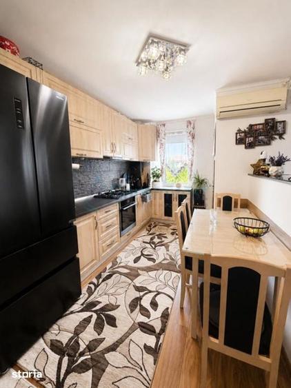 Apartament cu 3 camere decomandat în Iosia