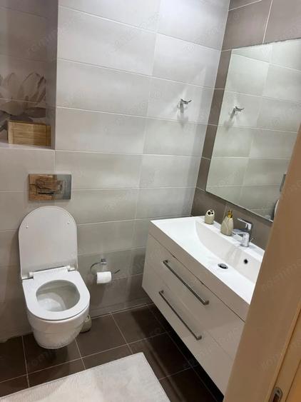 Apartament cu 2 camere decomandat în Complex Studențesc