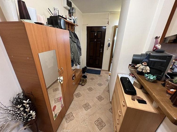 Apartament cu 2 camere decomandat în Astra