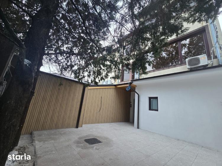 Spațiu comercial, de 100 mp, în Vest
