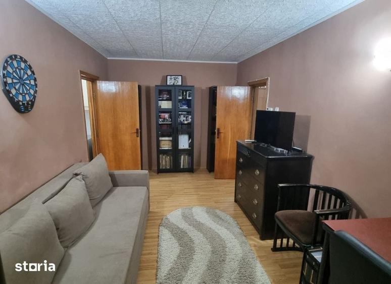 Apartament cu 4 camere în Nicolina