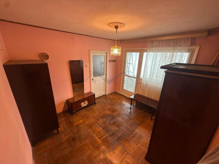 Apartament cu 2 camere nedecomandat în Podu Roș — fotografia 2