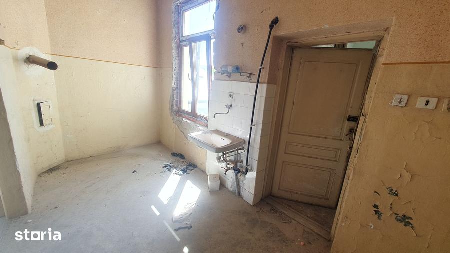 Vand apartament 5 camere zona Centrala - ID : RH-40460-property - 16