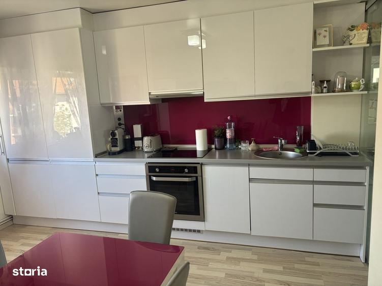 Apartament cu 2 camere decomandat în Carpați 2