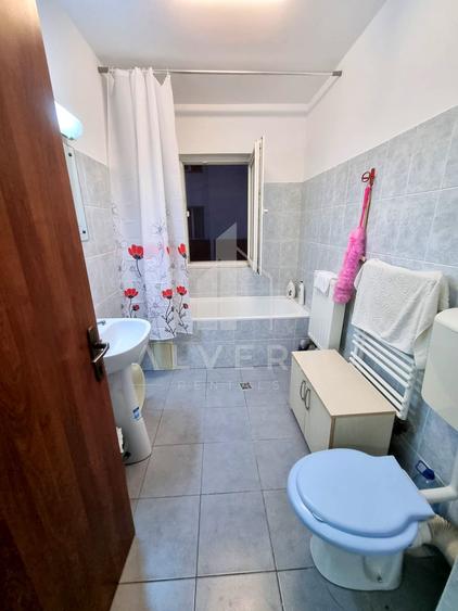 Apartament cu 2 camere semidecomandat în Florești