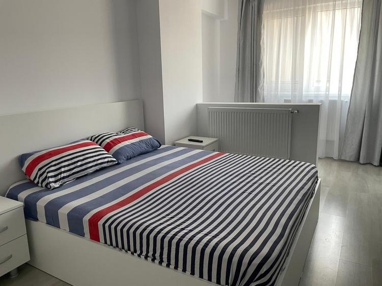 Apartament cu 3 camere decomandat, mobilat în Rediu