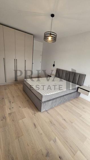 Apartament cu 2 camere decomandat, mobilat în Central