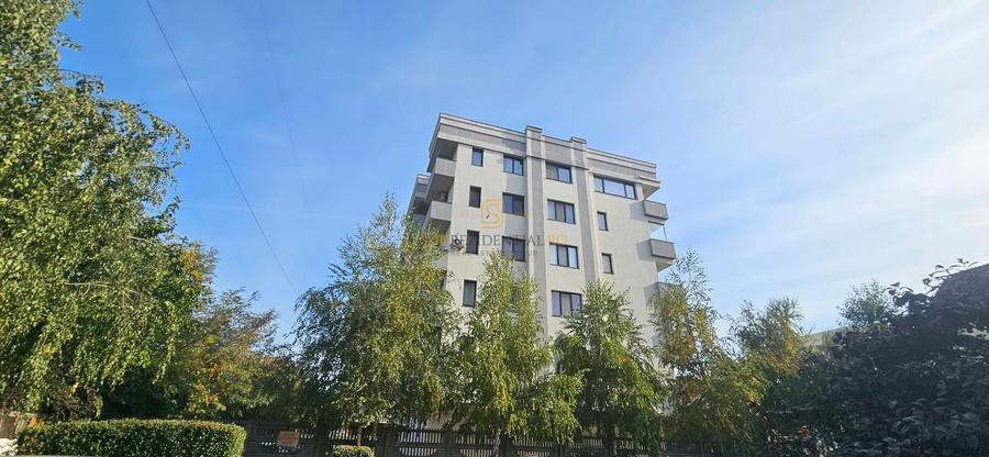 Apartament cu 2 camere decomandat, mobilat în Central