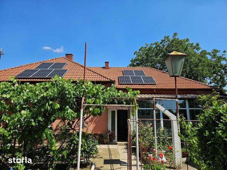 Casa din caramida, 2 dormitoare, 697 mp teren, Vladimirescu, jud Arad - 1
