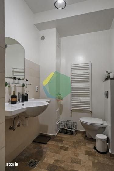 Apartament cu 4 camere în Central